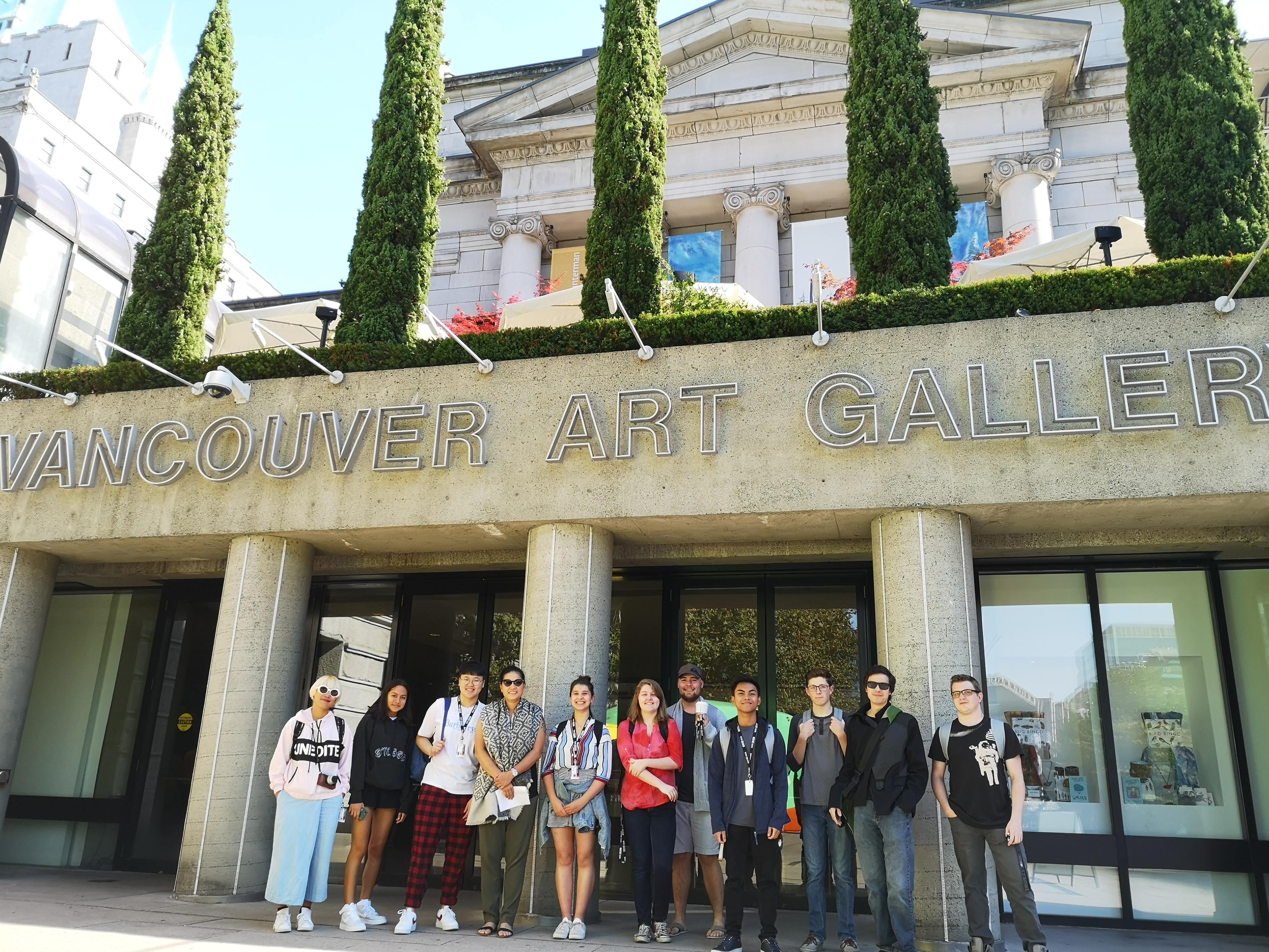 A Field Trip to the Art Gallery